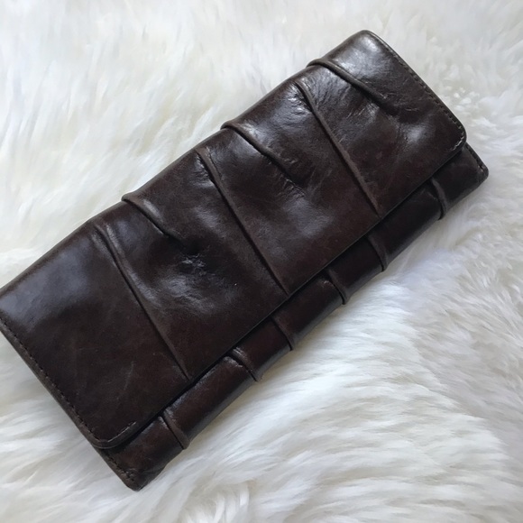 Hobo The Original Brown Leather Wallet Clutch. - Picture 2 of 10